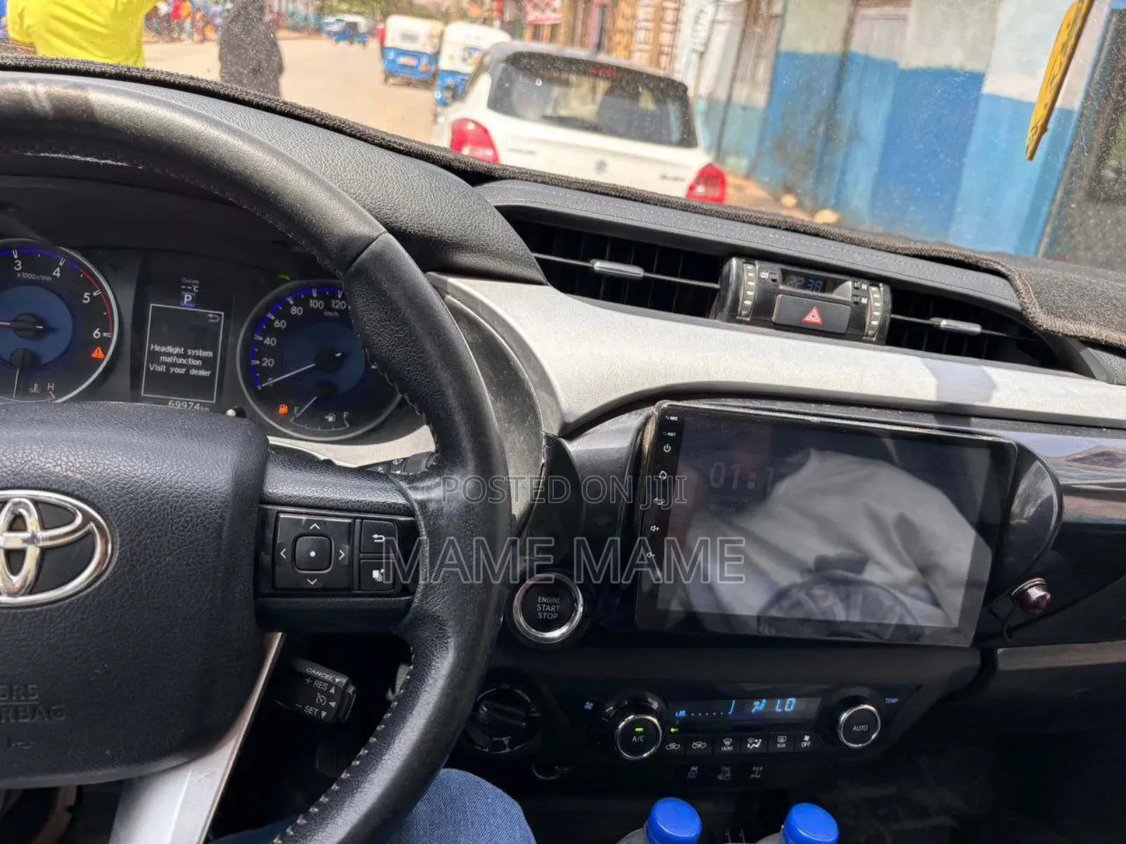 Toyota Hilux 2013 Silver