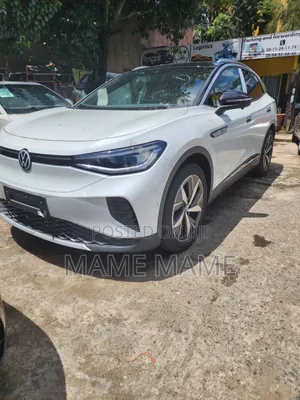 Photo - New Volkswagen ID.4 2023 White