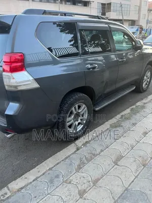 Toyota Land Cruiser Prado 2012 Gray