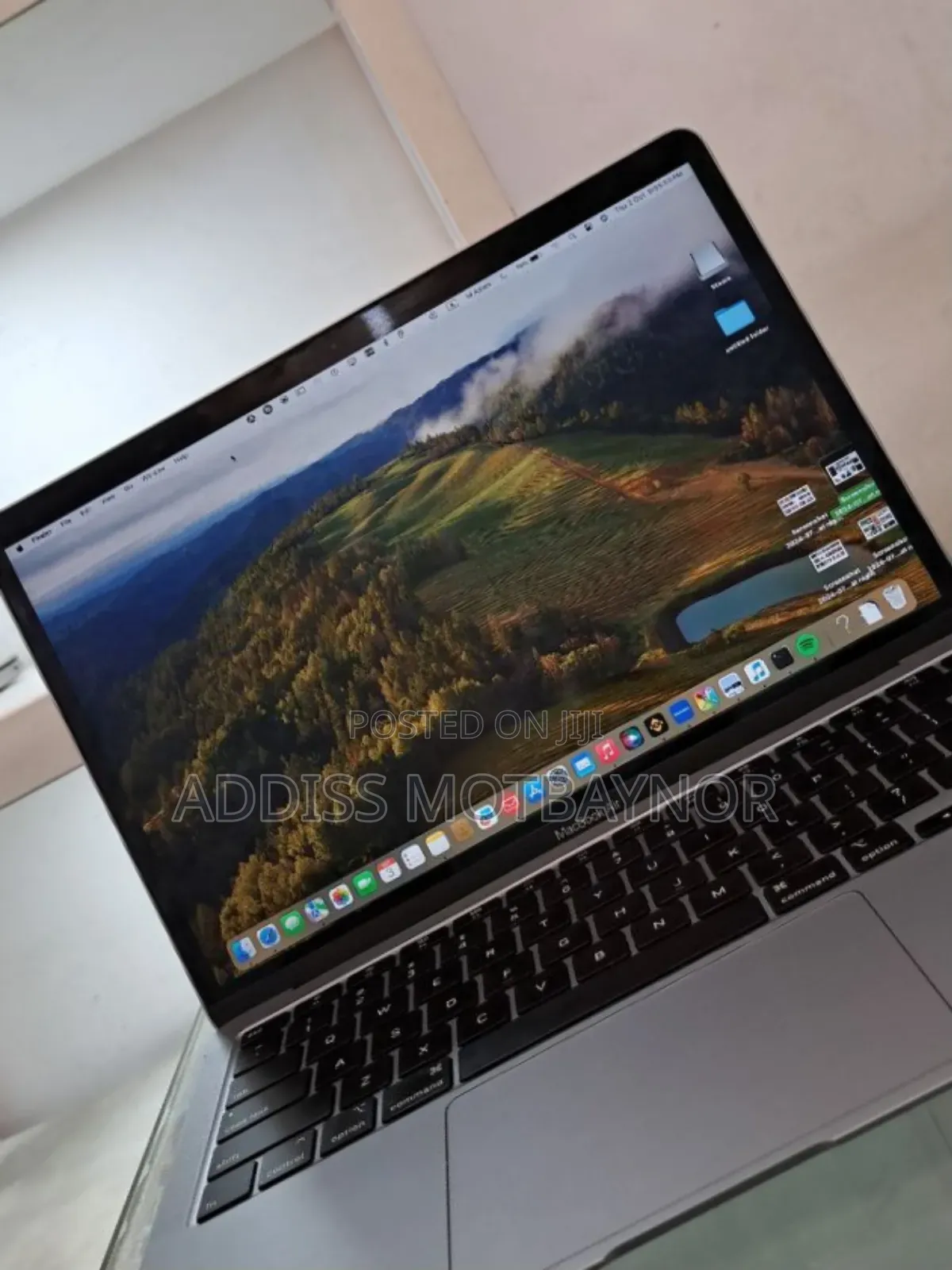 New Laptop Apple MacBook Air 2020 M1 8GB Intel Core I3 SSD 256GB