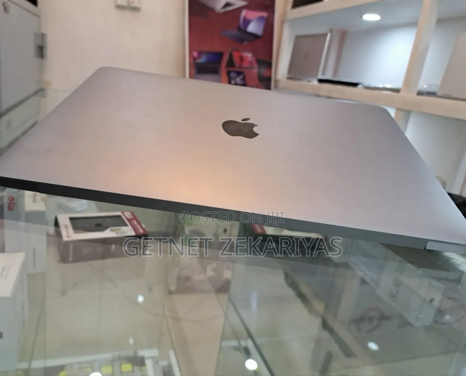 New Laptop Apple MacBook Air 2020 M1 8GB Intel Core I3 SSD 256GB