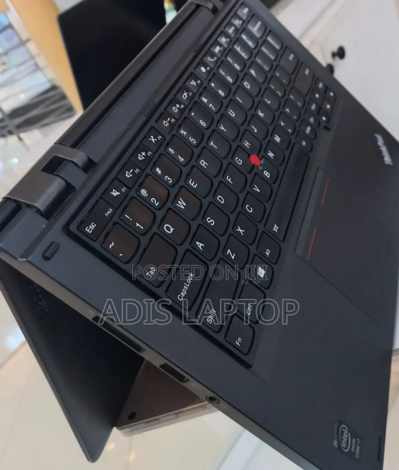 New Laptop Lenovo ThinkPad Yoga 8GB Intel Core I7 SSD 256GB