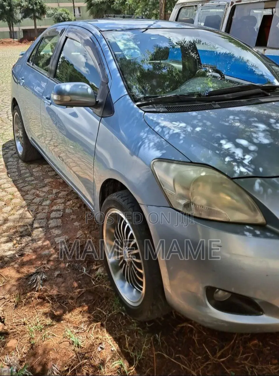 Toyota Belta 2010 Blue