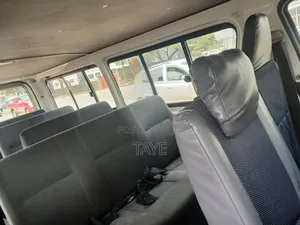 Toyota HiAce 2011 White