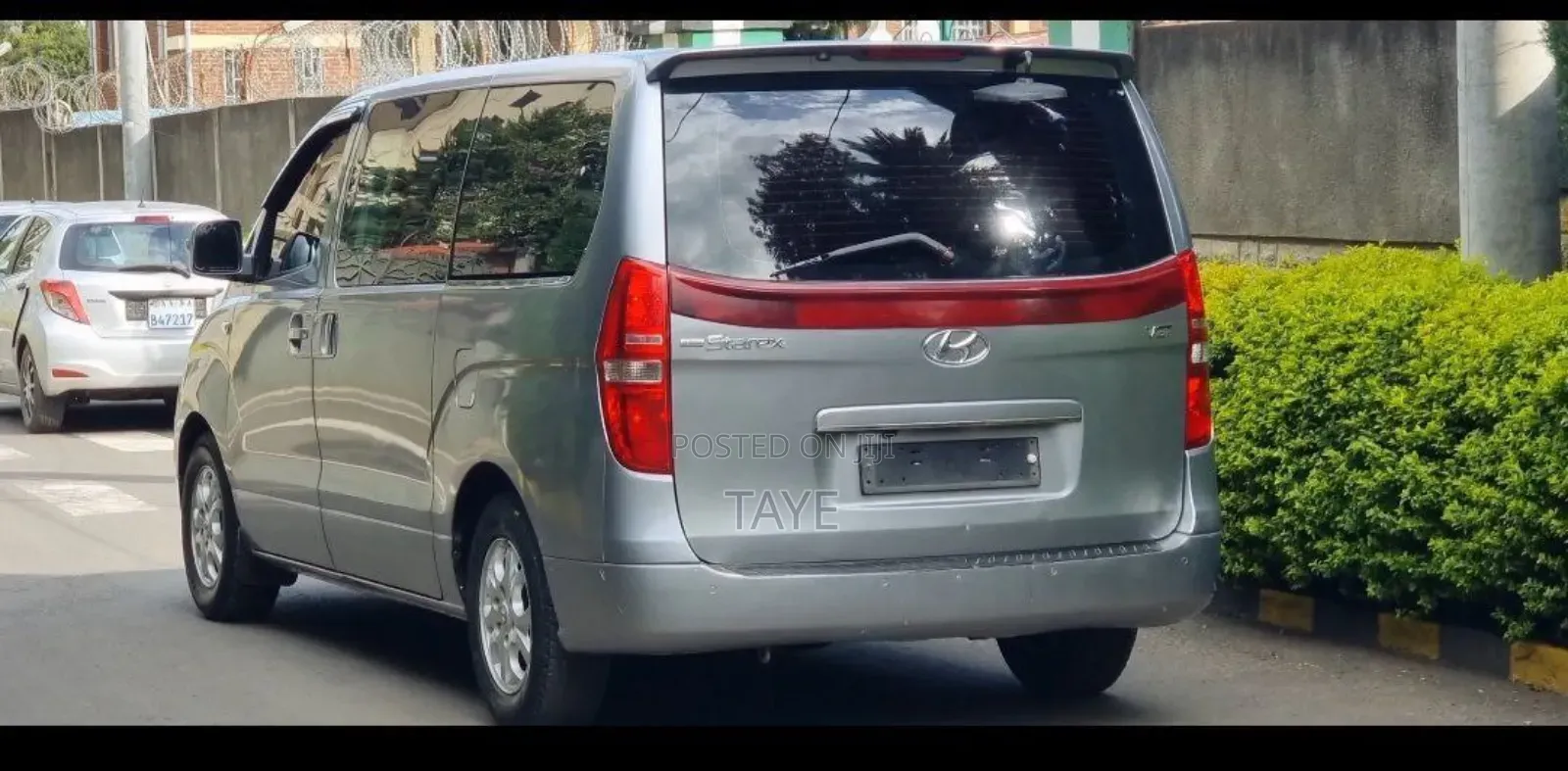 Hyundai Starex 2015 Silver