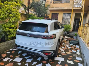 New Volkswagen ID.6 2024 White