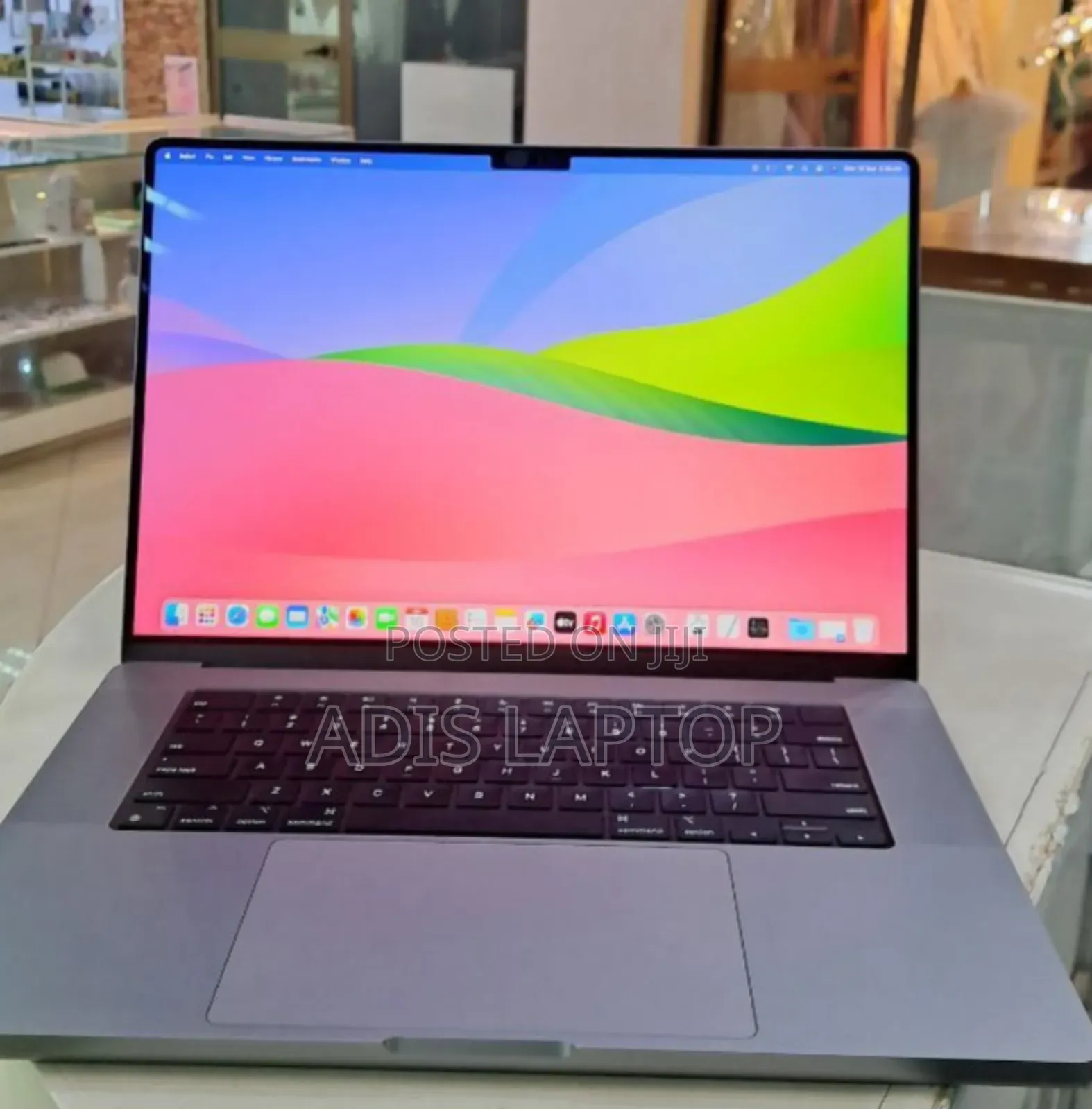 New Laptop Apple MacBook Pro 2023 M2 32GB Apple M2 SSD 512GB