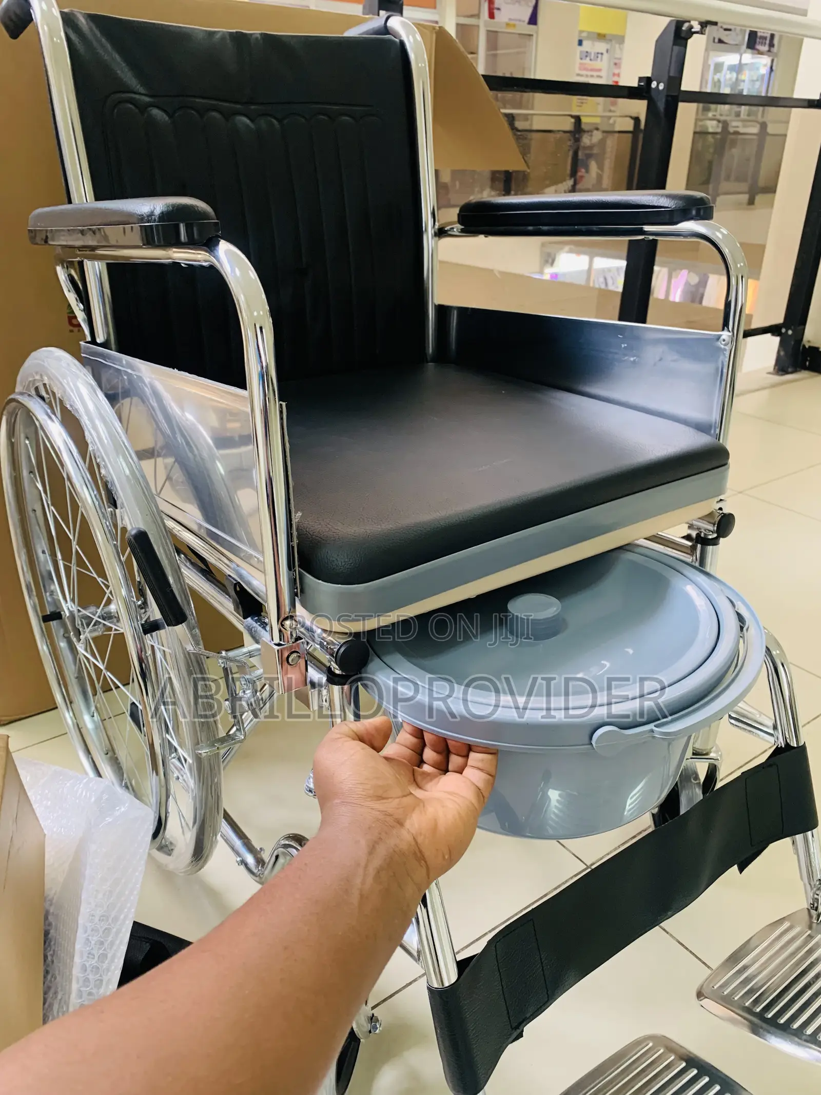 Toilet2wheelchair6wheelchair51wheelchair5wheelchair65new Pak