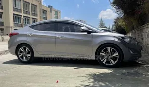 Hyundai Avante 2014 Silver