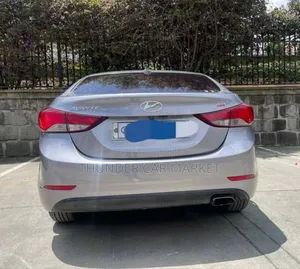 Hyundai Avante 2014 Silver