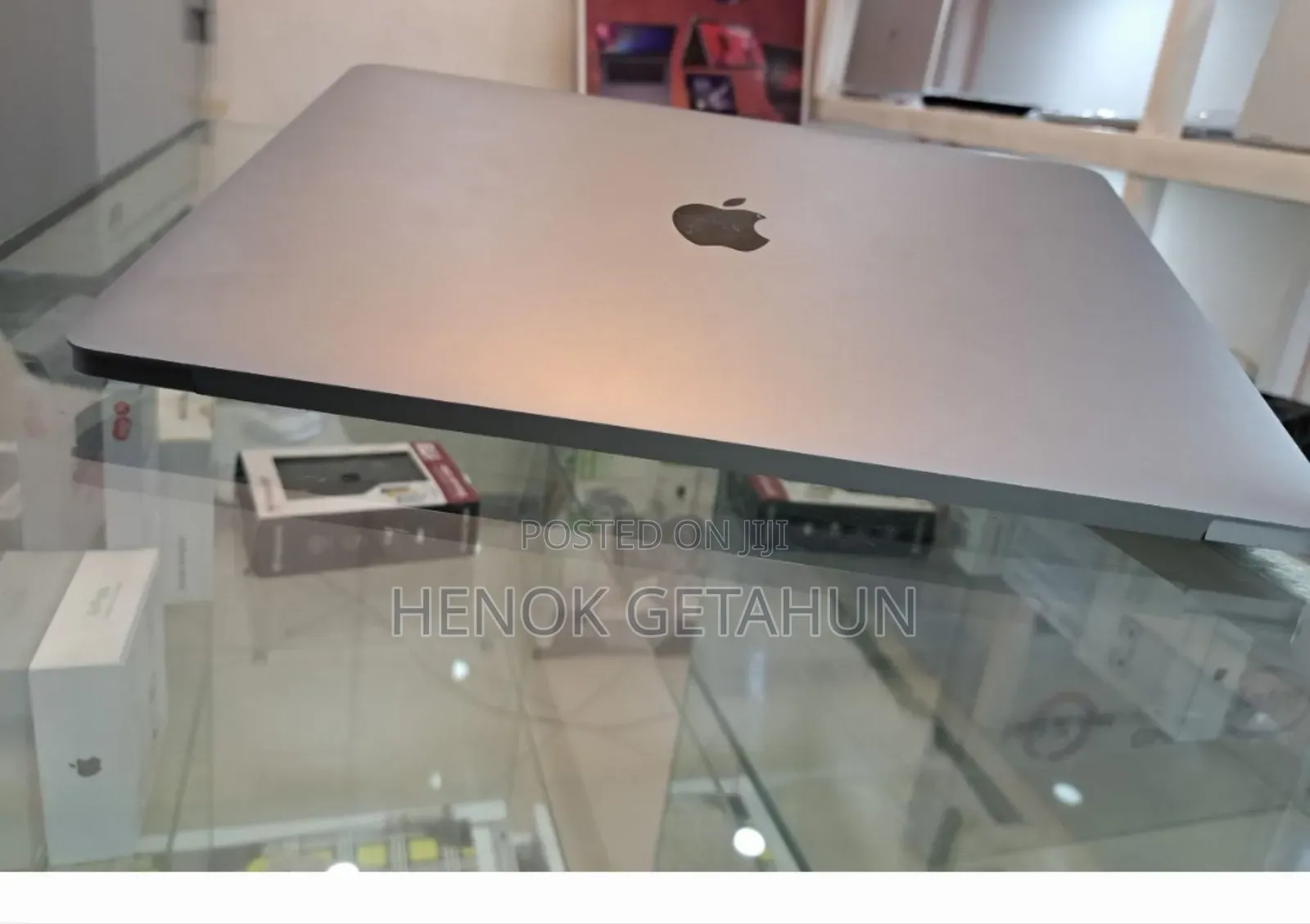 New Laptop Apple MacBook Air 2020 8GB Intel Core I3 SSD 256GB