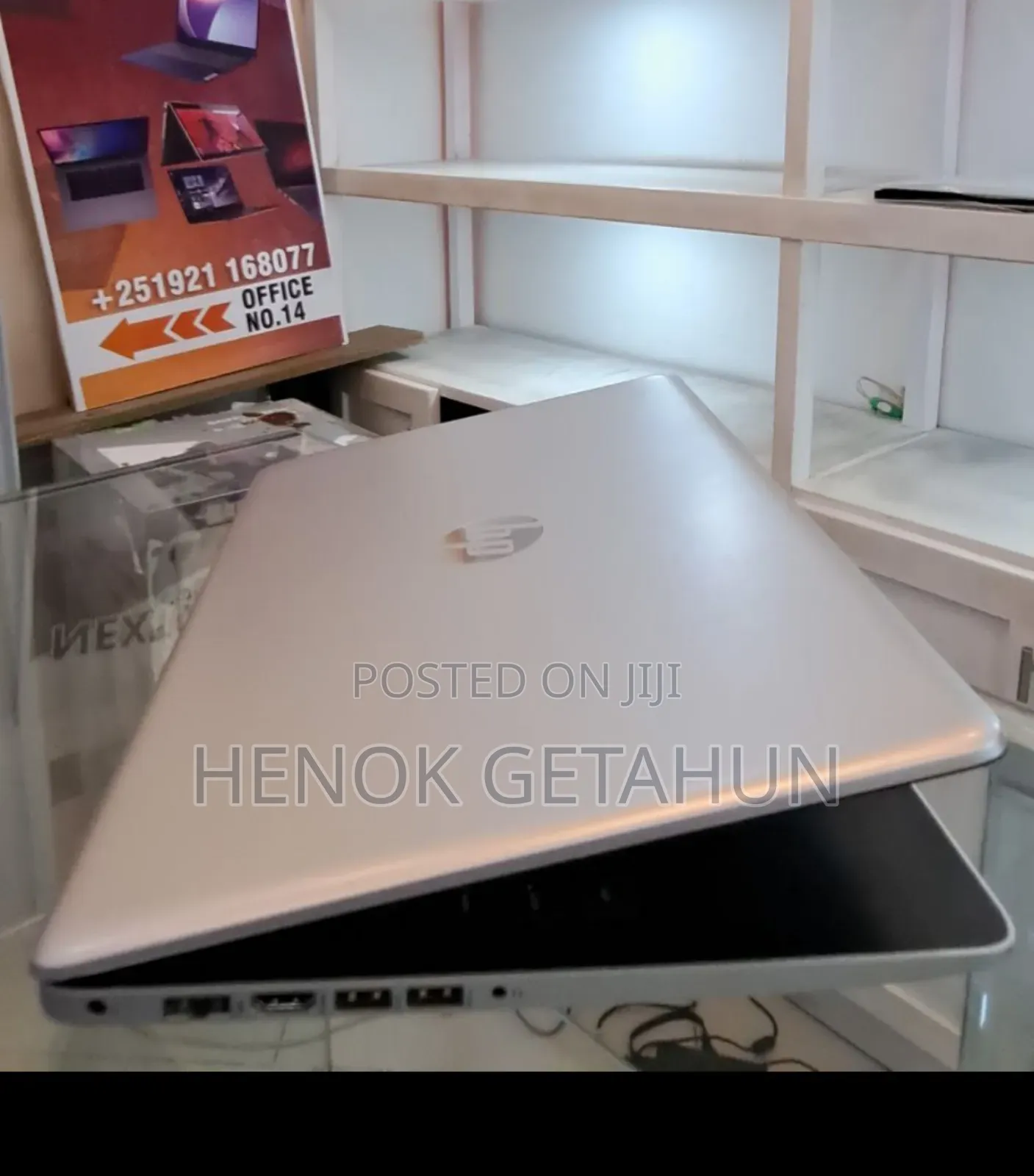 New Laptop HP Stream Notebook 8GB Intel Core I5 SSD 1T