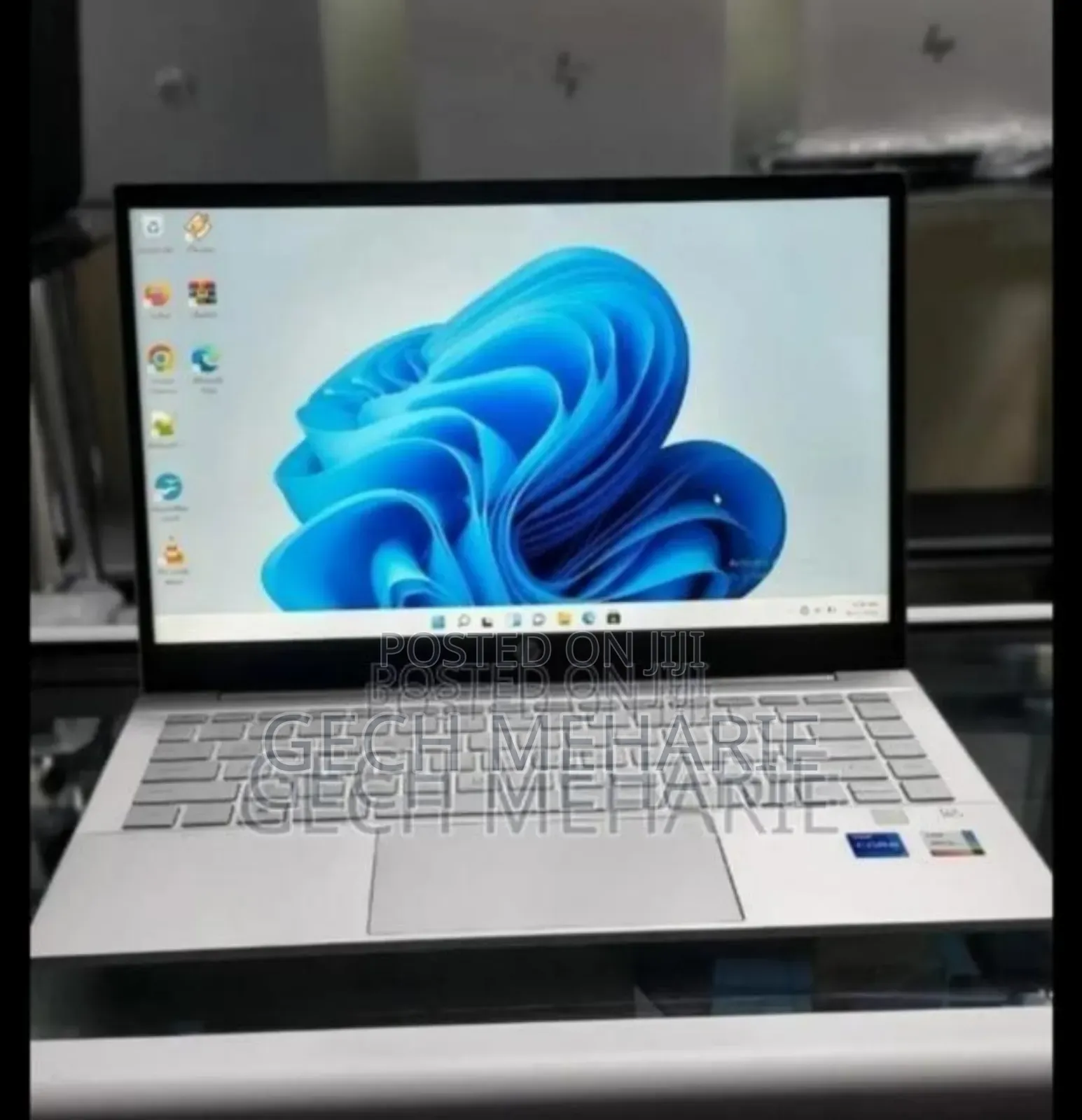 New Laptop HP Pavilion 15 8GB Intel Core i7 SSD 512GB