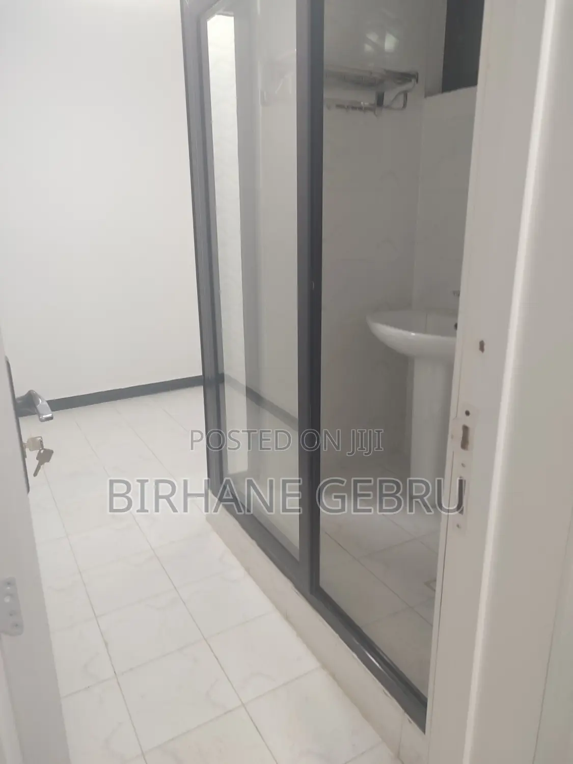 3bdrm Apartment in Luxury Apartiment, Bole for rent