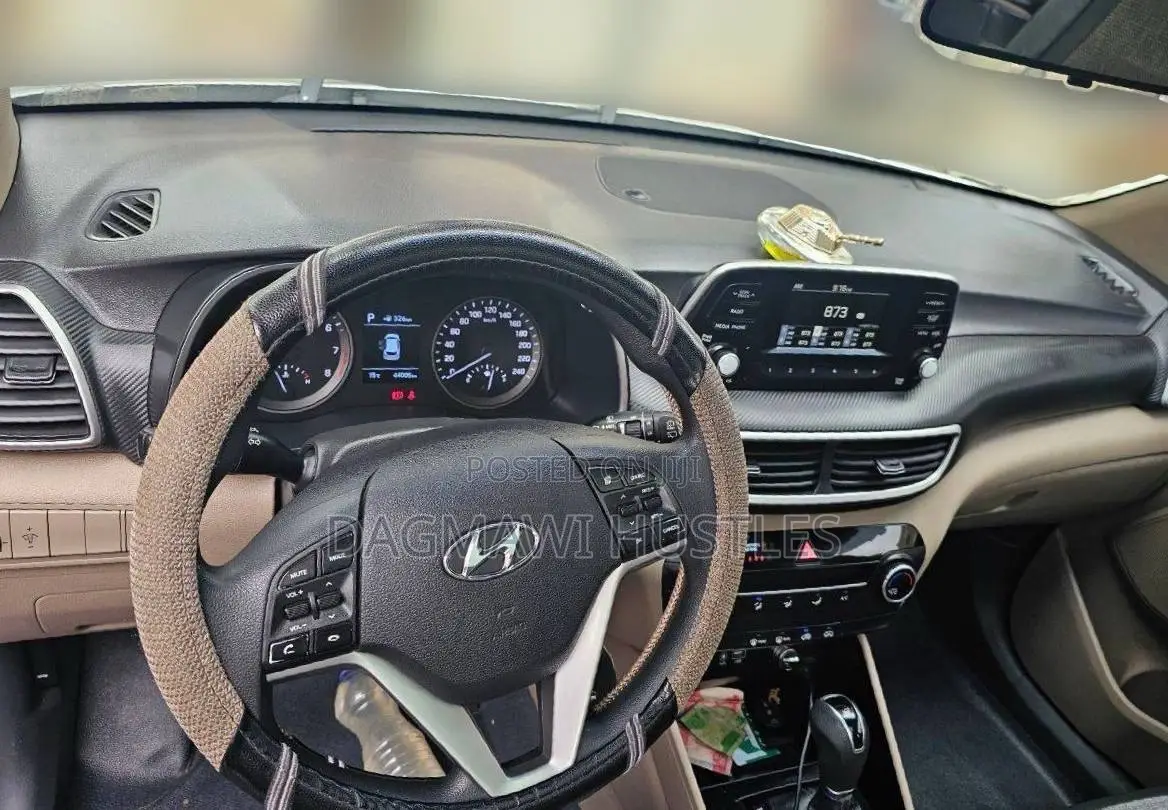 Hyundai Tucson 2019 Silver