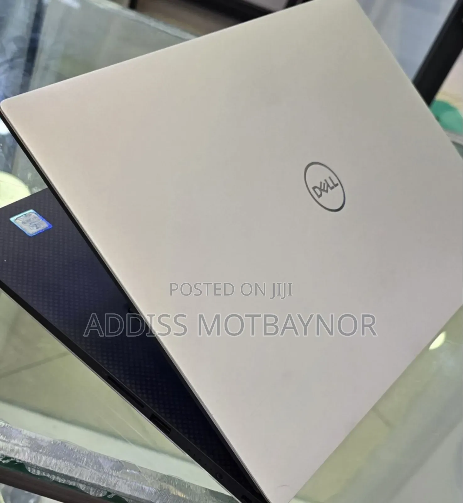 New Laptop Dell XPS 15 16GB Intel Core I9 SSD 512GB