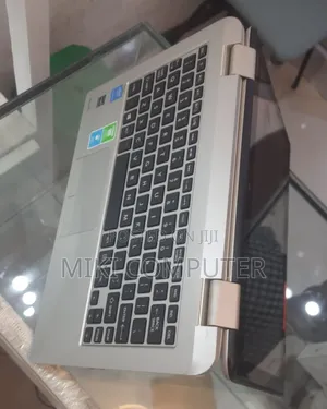 New Laptop Toshiba Satellite C55 4GB Intel Atom HDD 500GB