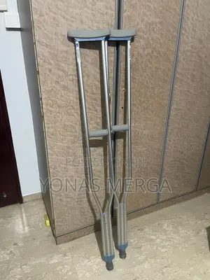 ክራንች፹₸Crutches፱,Cranch፺₵ Crutches፮1⁄9crutches፪1crutches