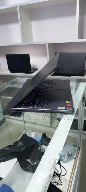 New Laptop Lenovo Legion 5 16GB AMD Ryzen 7 SSD 1T