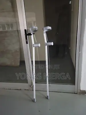 Photo - Aluminum Elbow Crutches፫a/C Crutches፮₷ Crutches፱∂Crutches