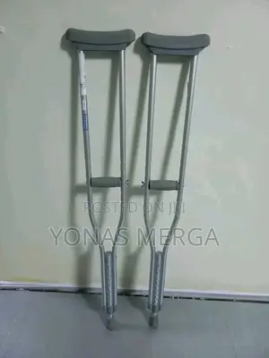 Packed Crutches፯❮❯Crutches፮[〕Crutches፰“Crunch፻≢Crutches