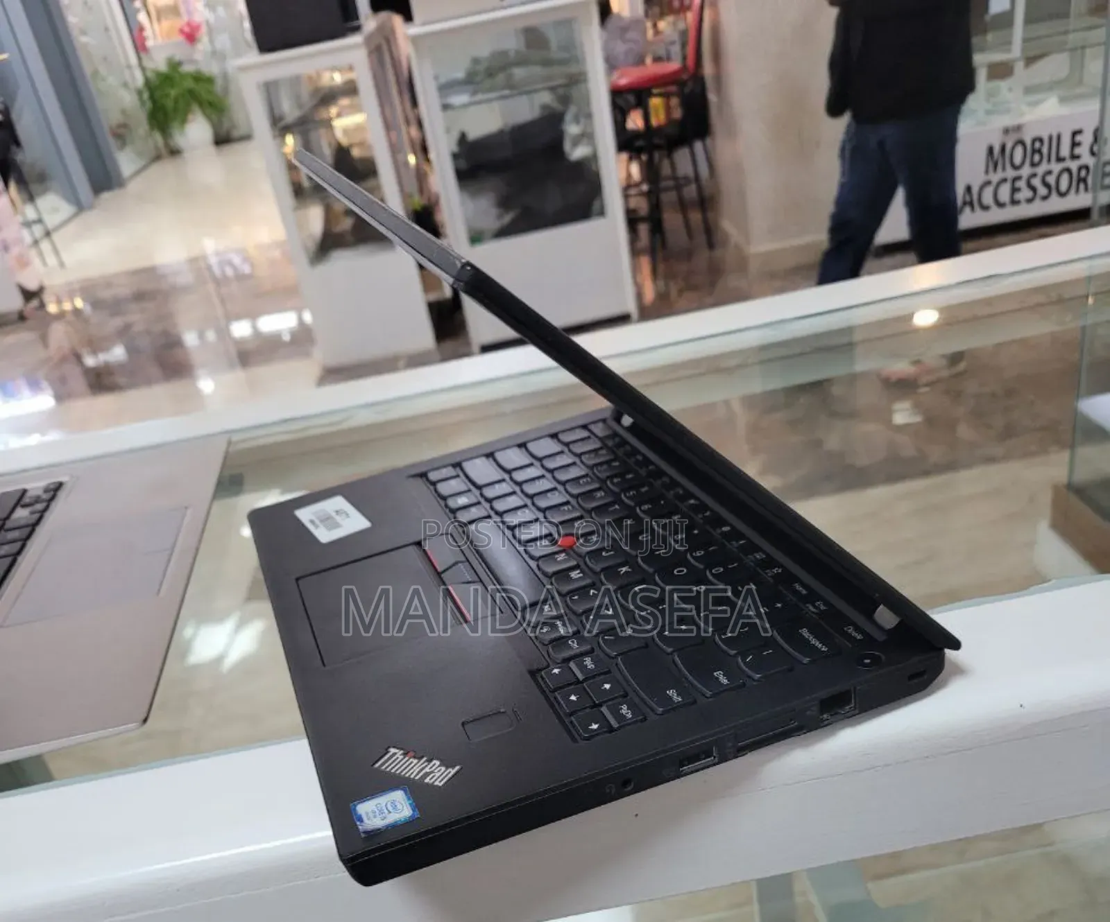 New Laptop Lenovo ThinkPad Yoga 8GB Intel Core I5 HDD 1T