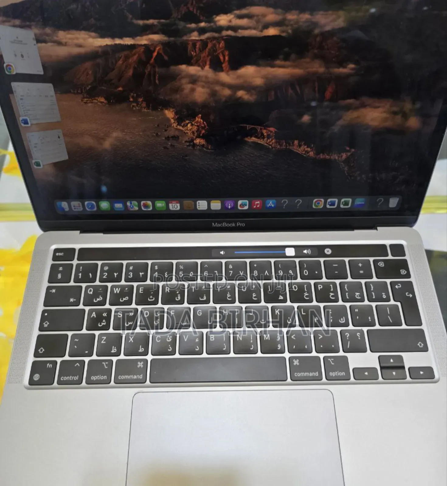 New Laptop Apple MacBook Pro 2019 8GB Intel Core I7 SSD 256GB