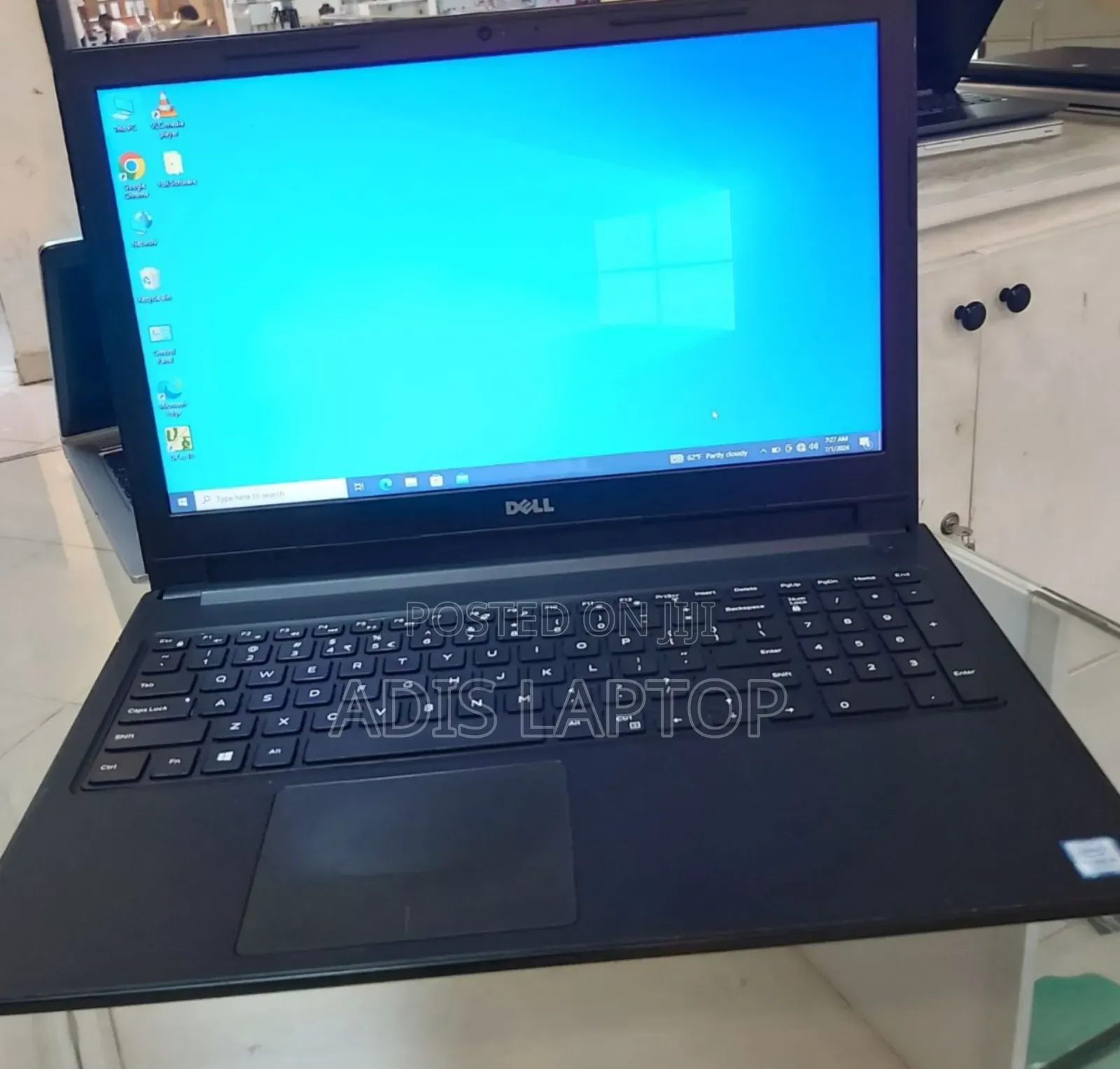 New Laptop Dell Vostro DVCI316 4GB Intel Core I5 HDD 1T