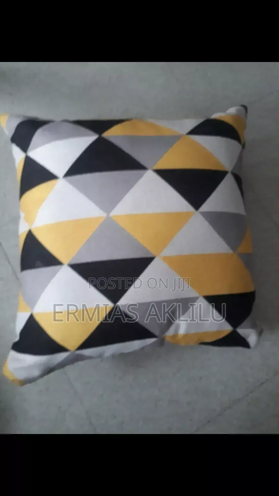 Complate Simple Pillowምቹ የሶፈ ትራሶች ልይ የቤት ዉበት