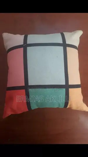 Complate Simple Pillowምቹ የሶፈ ትራሶች ልይ የቤት ዉበት