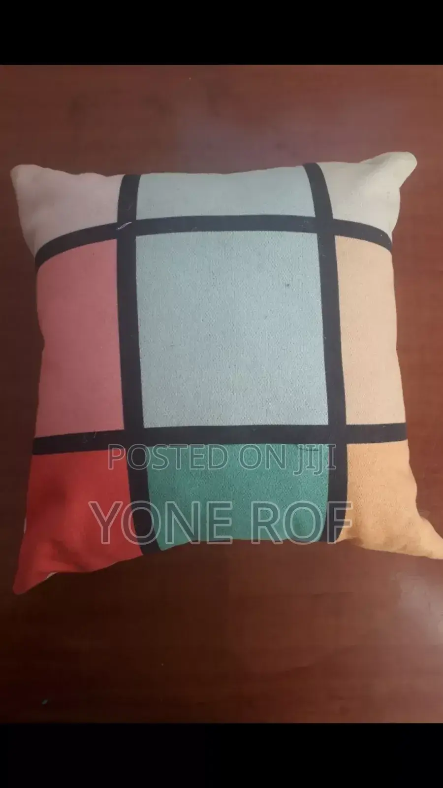 Complate Simple Pillowምቹ የሶፈ ትራሶች ልይ የቤት ዉበት