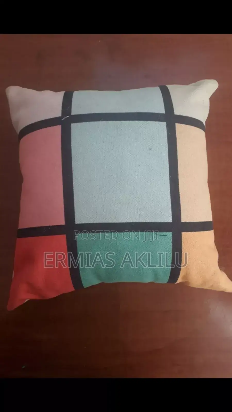 Complate Simple Pillowምቹ የሶፈ ትራሶች ልይ የቤት ዉበት