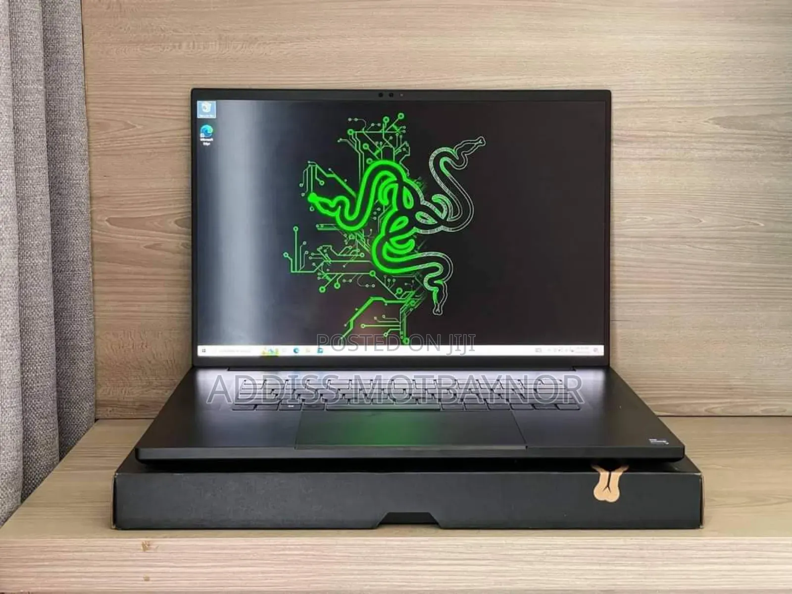 New Laptop Razer Blade 32GB Intel Core I9 SSD 2T