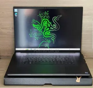 New Laptop Razer Blade 32GB Intel Core I9 SSD 2T