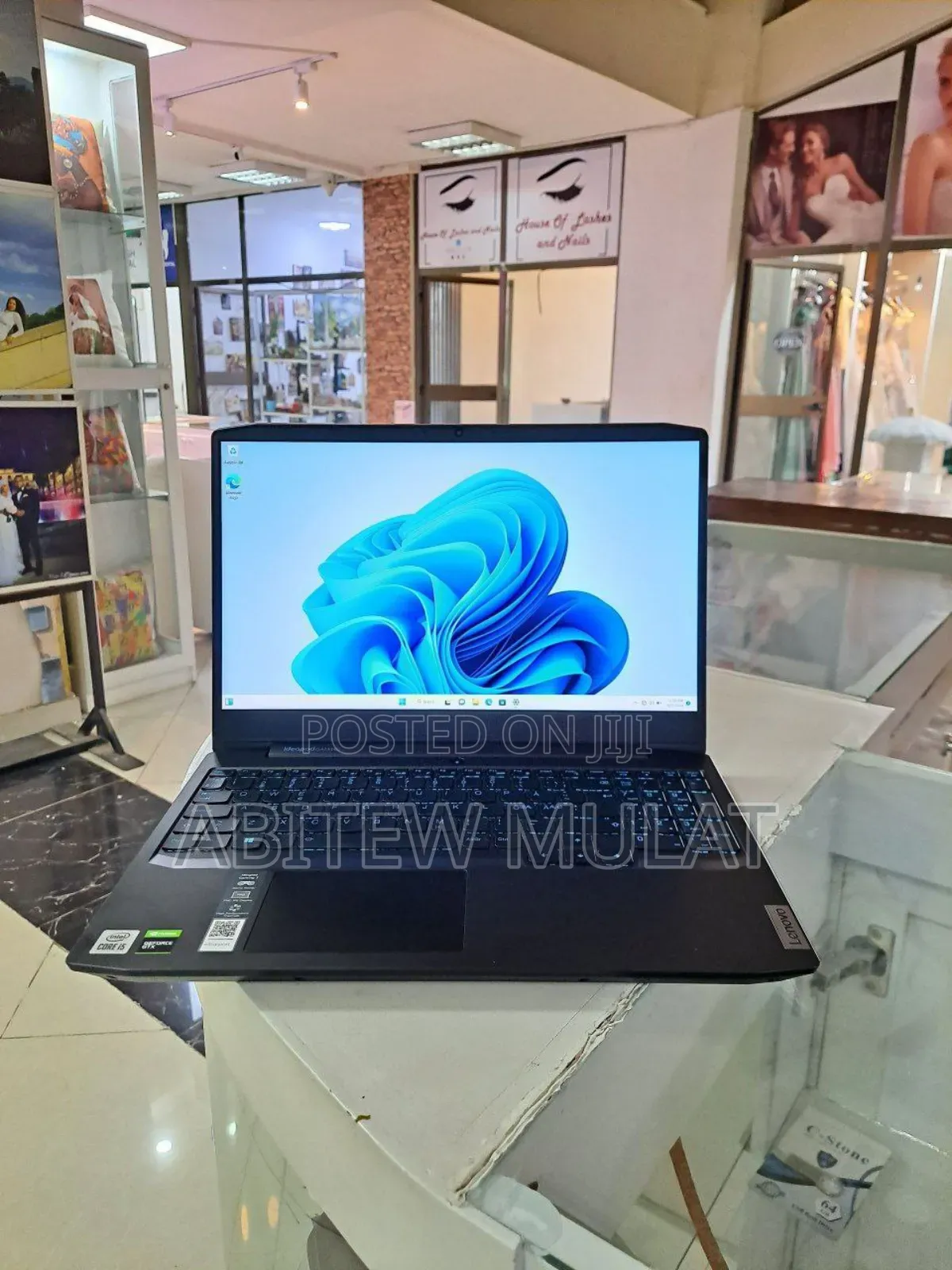 New Laptop Lenovo Ideapad 3-14iil05 16GB Intel Core I5 SSD 512GB