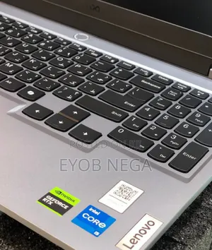 New Laptop Lenovo LOQ 15IRH8 16GB Intel Core I5 SSD 512GB