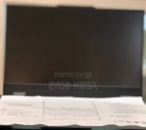 New Laptop Lenovo LOQ 15IRH8 16GB Intel Core I5 SSD 512GB