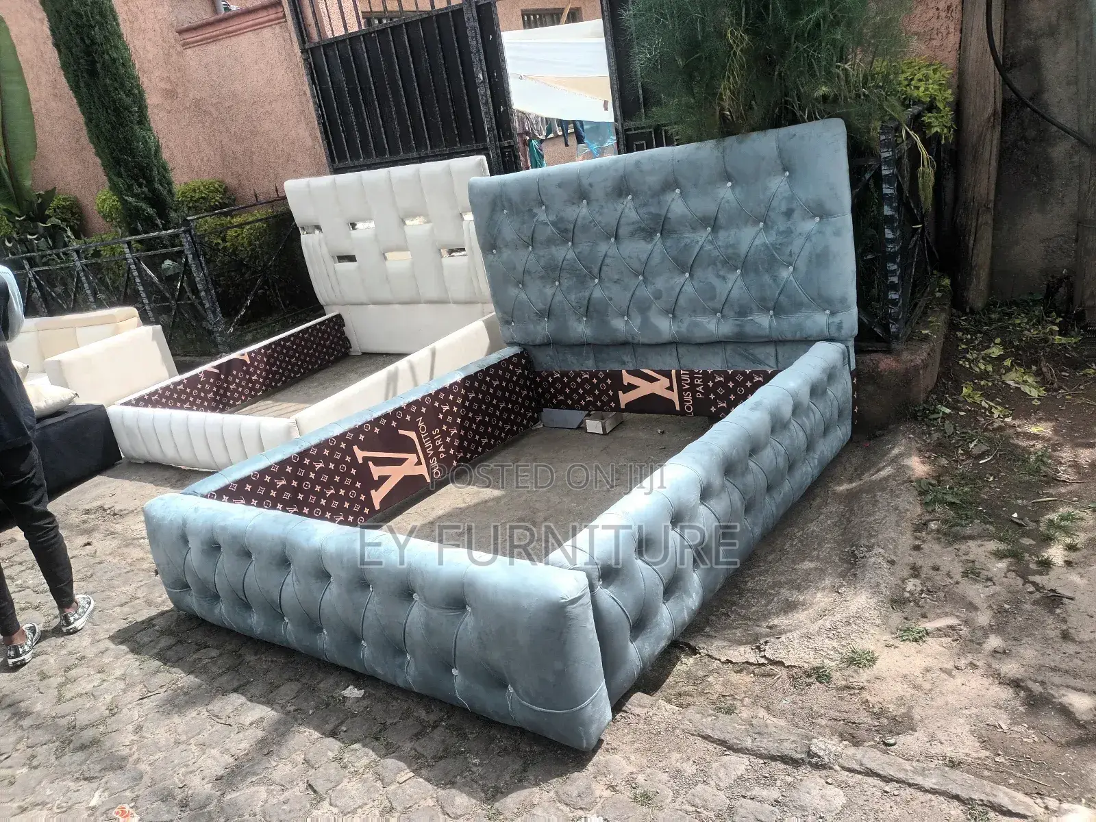 ተሰርቶ ያለቀ ጋንች አልጋ