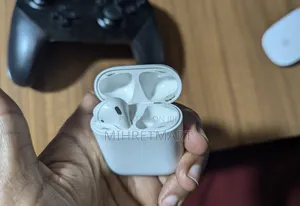 Original Apple Airpod 2nd Gen