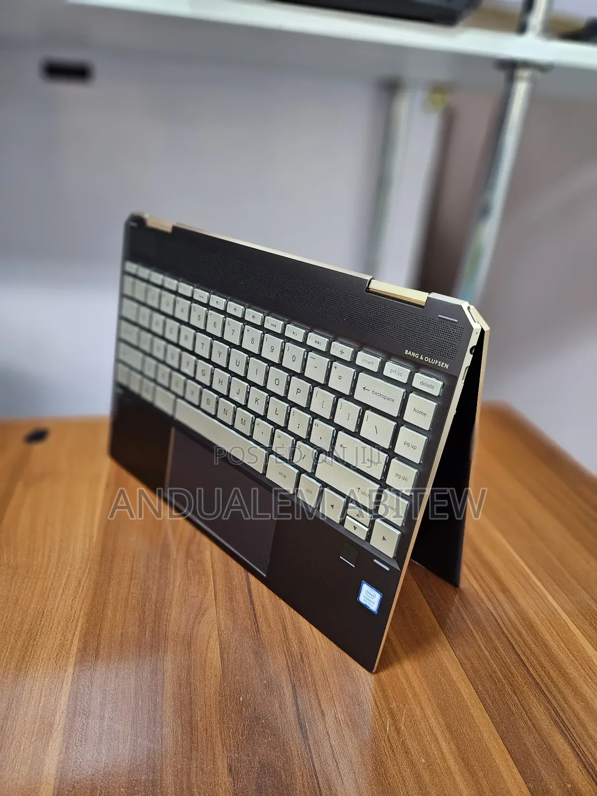 New Laptop HP Spectre 8GB Intel Core I7 SSD 512GB