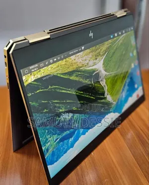 New Laptop HP Spectre X360 8GB Intel Core I7 SSD 512GB