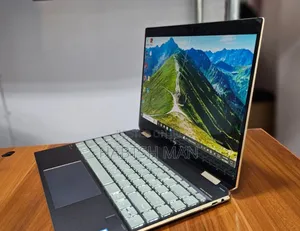 New Laptop HP Spectre X360 8GB Intel Core I7 SSD 512GB