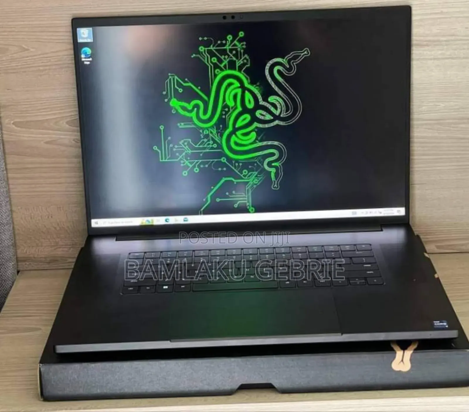 New Laptop Razer Blade 32GB Intel Core I9 SSD 2T