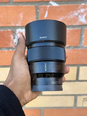 Photo - Sony Fe 85mm 1:8