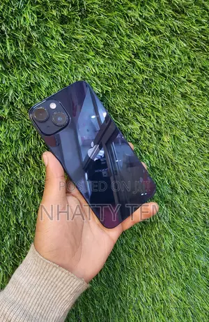 Photo - Apple iPhone 14 256 GB Black