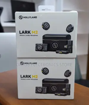 Photo - Hollyland LARK M2 2-Person Wireless Combo Microphone System