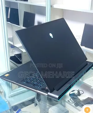 New Laptop Alienware M17x R2 32GB AMD Ryzen 9 SSD 1T