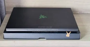 New Laptop Razer Blade 32GB Intel Core I9 SSD 2T