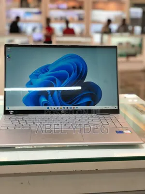 Photo - New Laptop HP Pavilion 15 8GB Intel Core I5 SSD 512GB