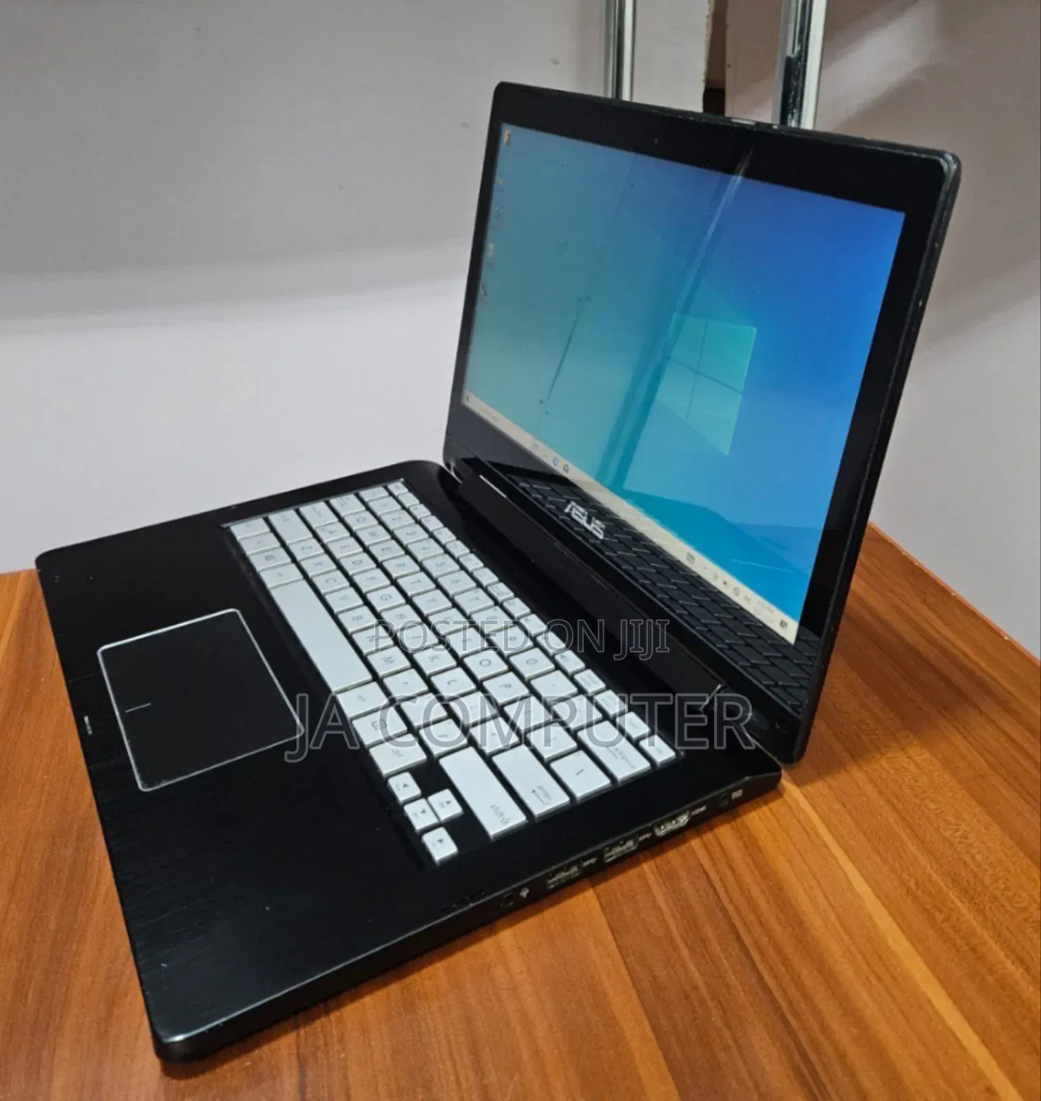 New Laptop Asus A42JC 8GB Intel Core I5 HDD 500GB